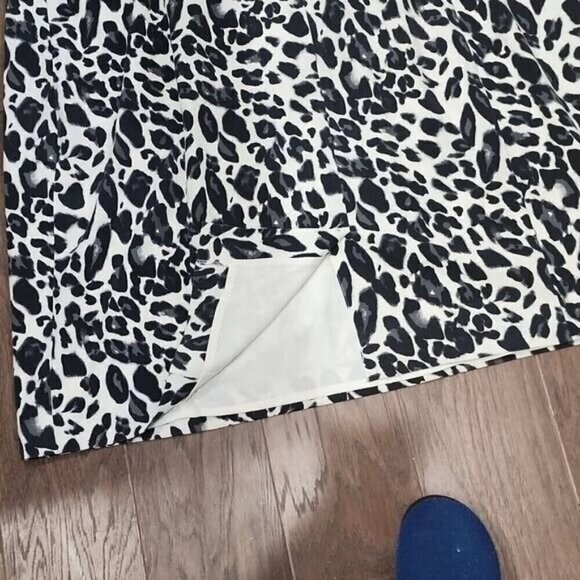 Jessica London Dress Knee Length Sleeveless Lined Sheath Animal Print Women's 28 - Picture 3 of 7